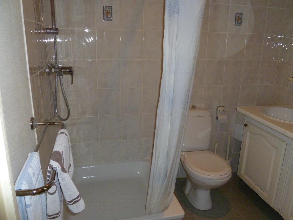 Guest House Adonis Brugge Bagian luar foto