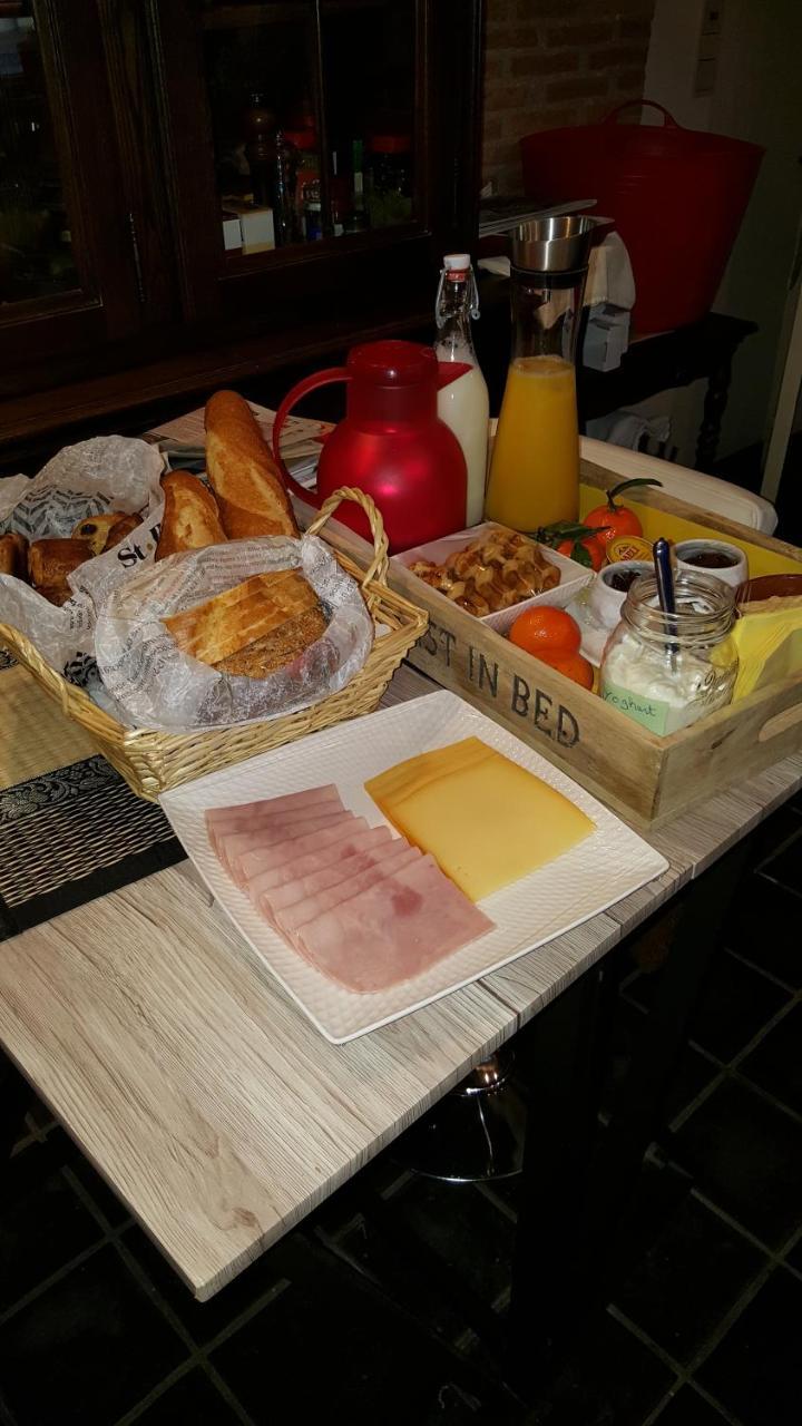 Guest House Adonis Brugge Bagian luar foto